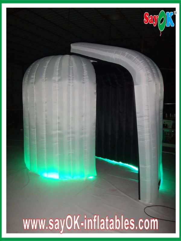 custom blow up displays