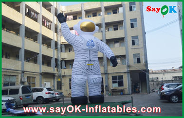 Inflatable Advertising Characters 4m Oxford Cloth Outdoor Holiday Inflatables White Spaceman For Advertising