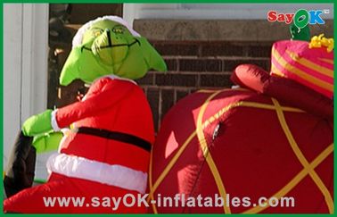 Promotional Inflatable Christmas Decoration With A Dog , Oxford Cloth or PVC