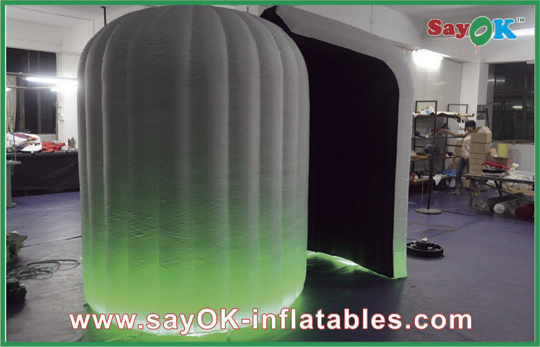 Photo Booth Decorations Green Inflatable Photo Booth With LED Light For Commercail Advertising